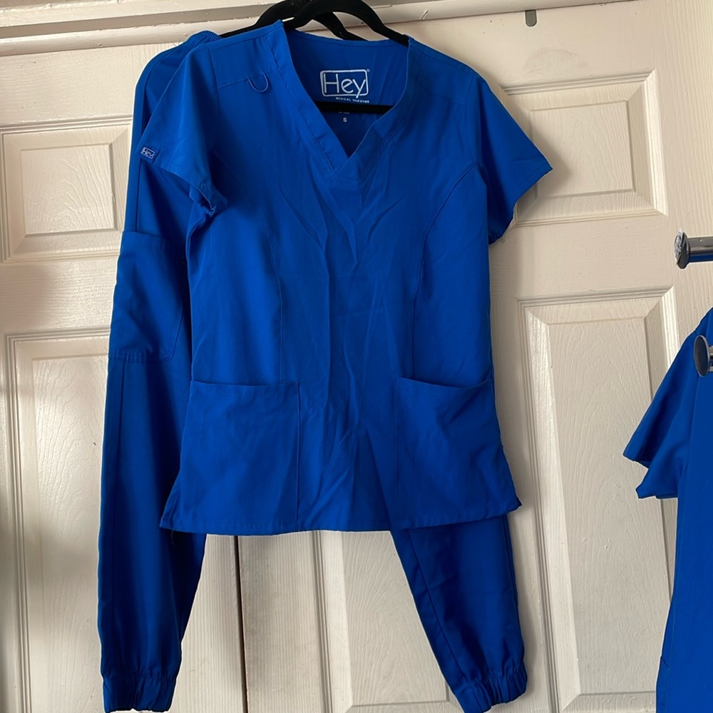 Royal Set, Small